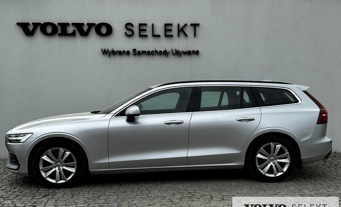Volvo V60 cena 149900 przebieg: 30000, rok produkcji 2021 z Dynów małe 436